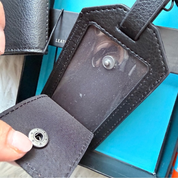 NWT Original Penguin Black Leather Passport Case with Luggage Tag - Picture 6 of 9